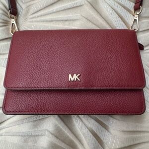 Michael Kors Wine Red Crossbody Bag gently used ❤️❤️❤️❤️